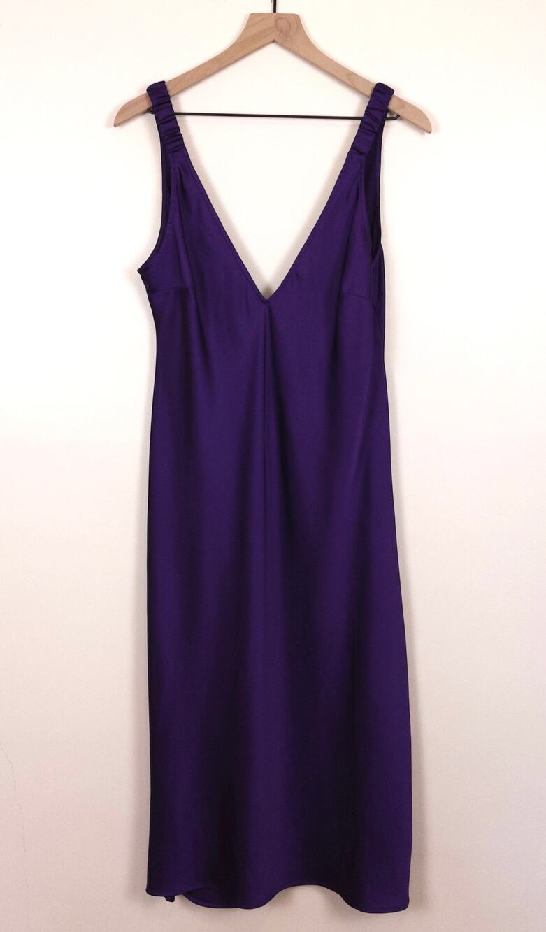 Sleeveless V-Neck Midi Dress in Deep Purple